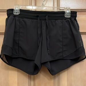 Lululemon running short
